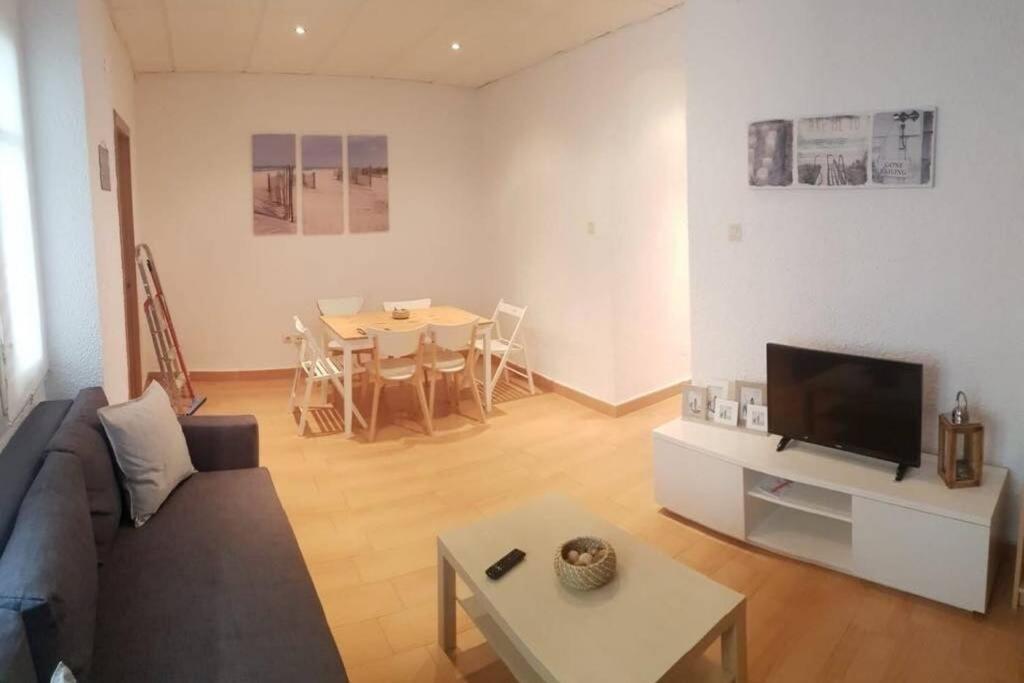 Cozy Apartment In The Heart Of Alicante! 외부 사진